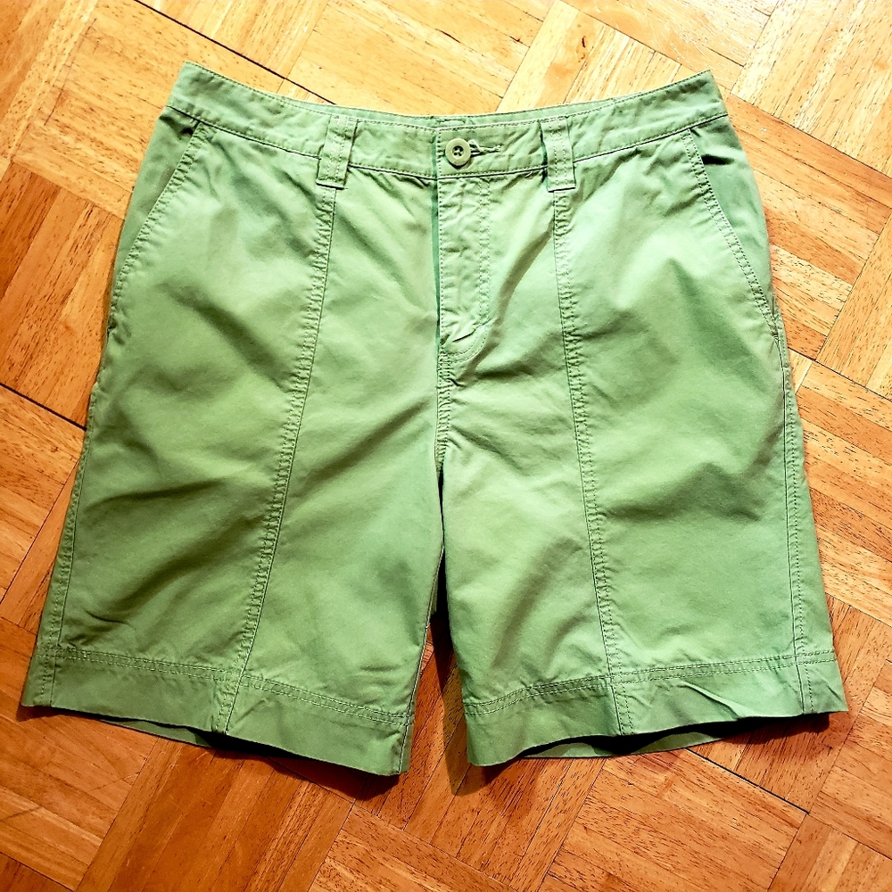 Eddie Bauer Green Women's Bermuda Shorts